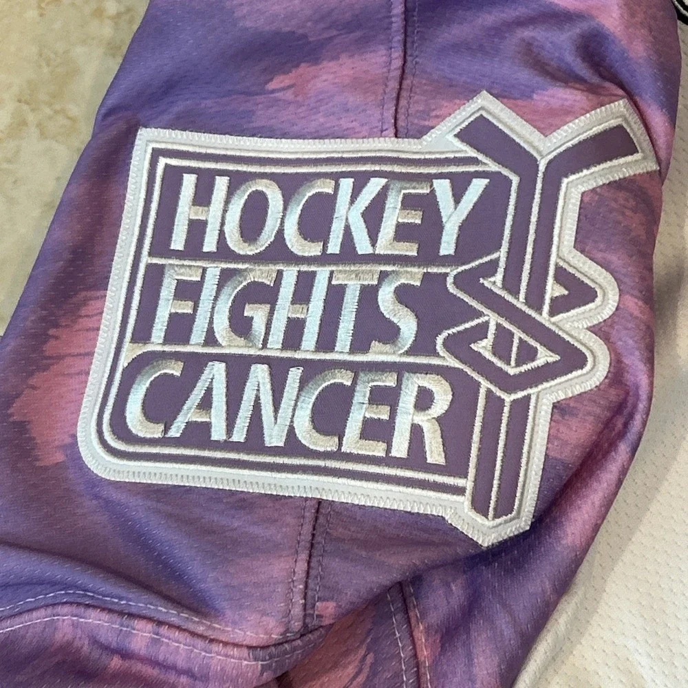 Calgary Flames Fanatics Hockey Fights Cancer‎ Practice Jersey Mens L White Pink